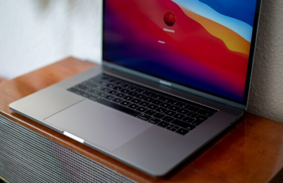 MacBook Pro 16